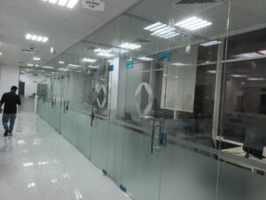 زجاج سيكوريت